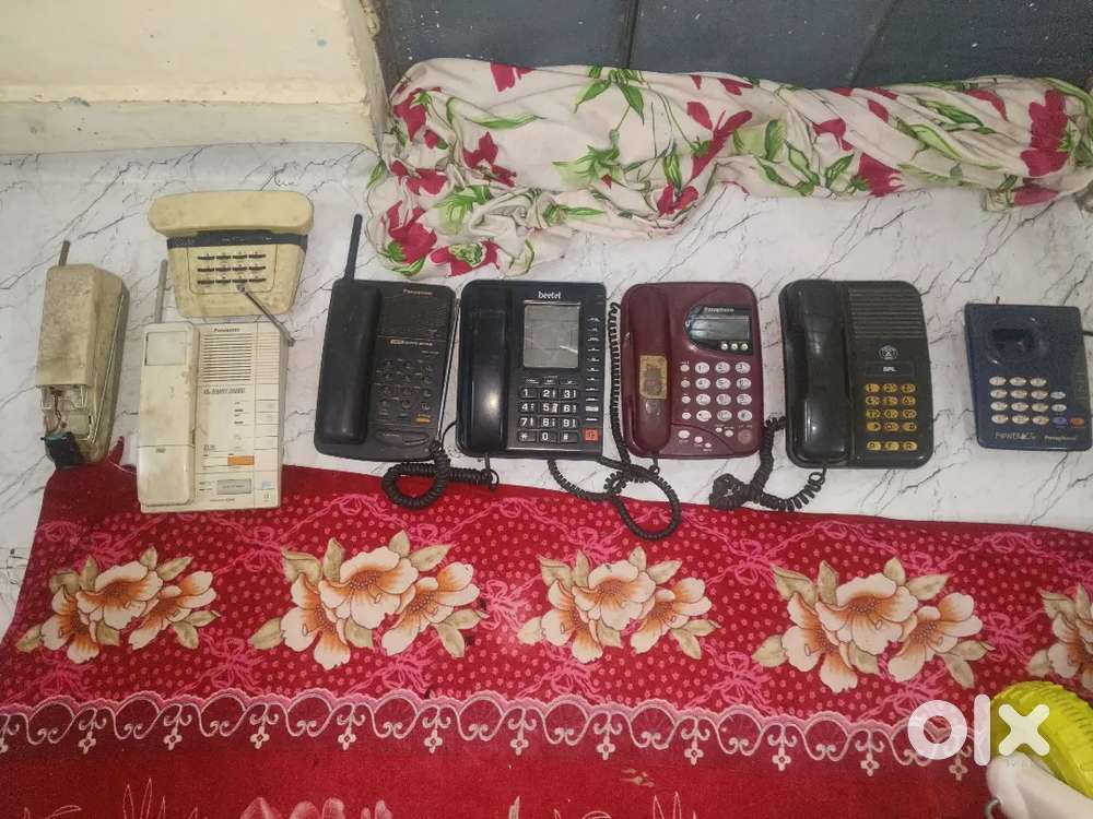 Old models telephone