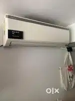 1.8 Ton Daikin AC for sale in Anjuna.