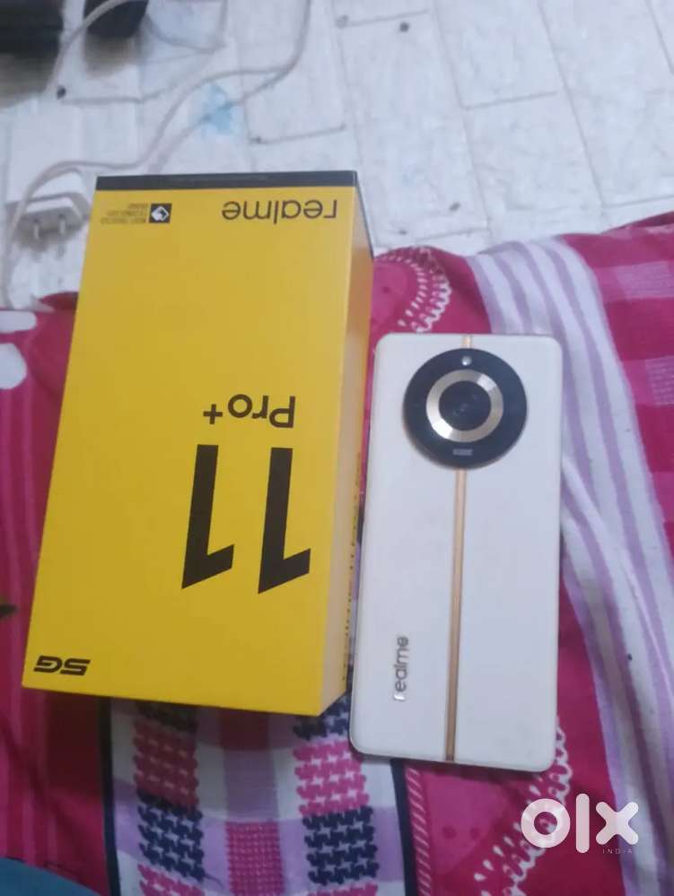 Realme 11pro plus 5G 8/256GB
