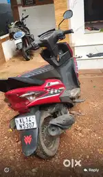 Yamaha schooter 2013
