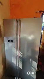 Side by side refrigerator