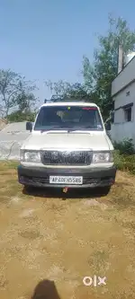 Toyota Qualis 2004 Diesel 245000 Km Driven