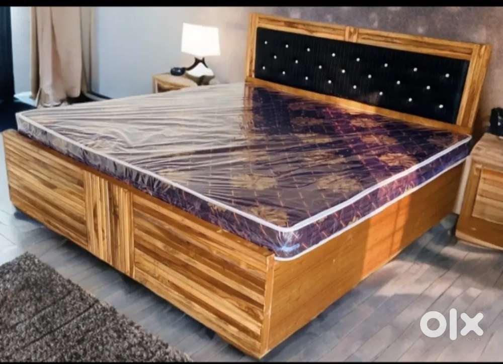 15 saal ki guarantee wala pure wooden box wala bed
