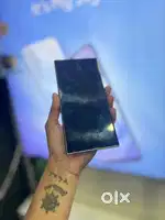 Selling s24 ultra in natural titanium