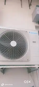 Daikin cassette AC 2.5 ton