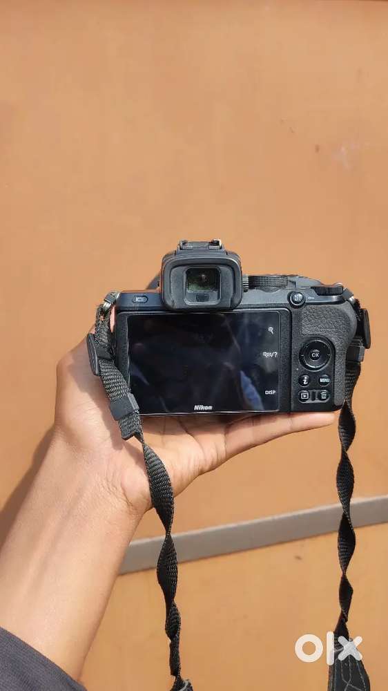 NIKON Z50 WITH 18-140 LENCE