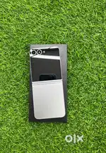 Samsung Galaxy Z Flip 6 12GB/256GB Silver Shadow Color JUST BOX OPEN