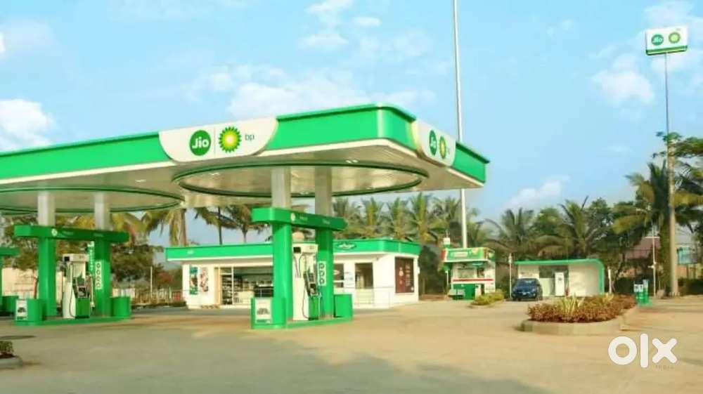 Petrol pump filling job