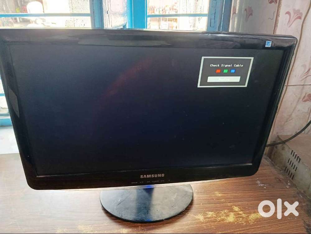 SAMSUNG COMPUTER MONITOR