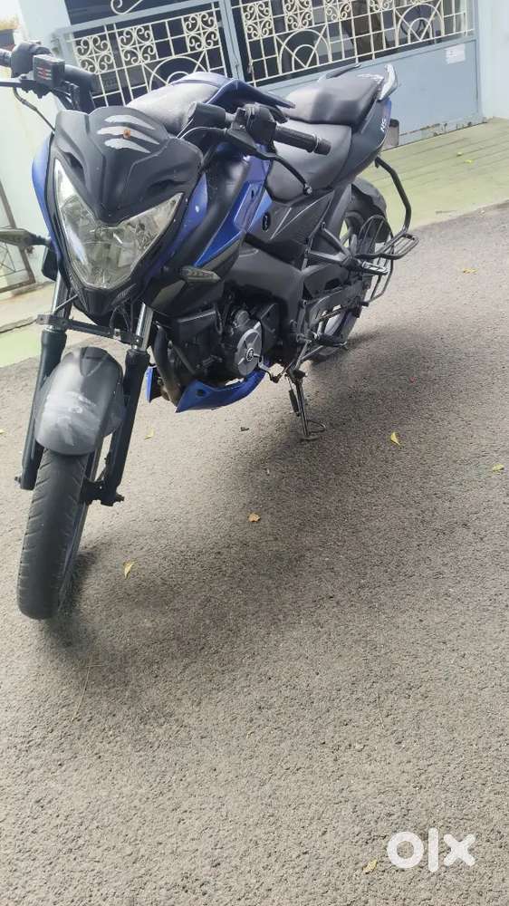 PULSAR NS160