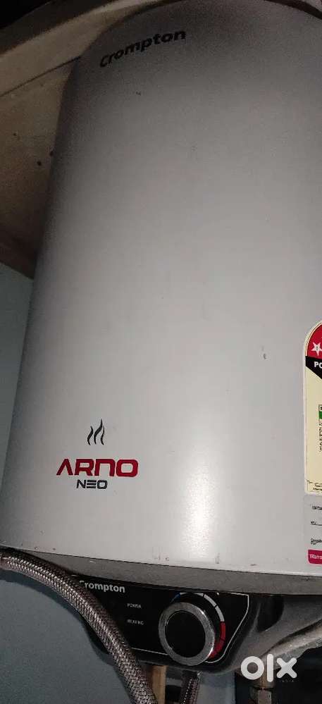 Crompton 25L water geyser