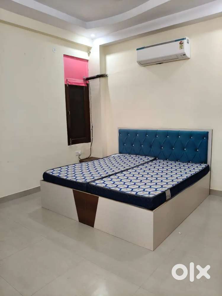 Flat good location near akashar daam temple