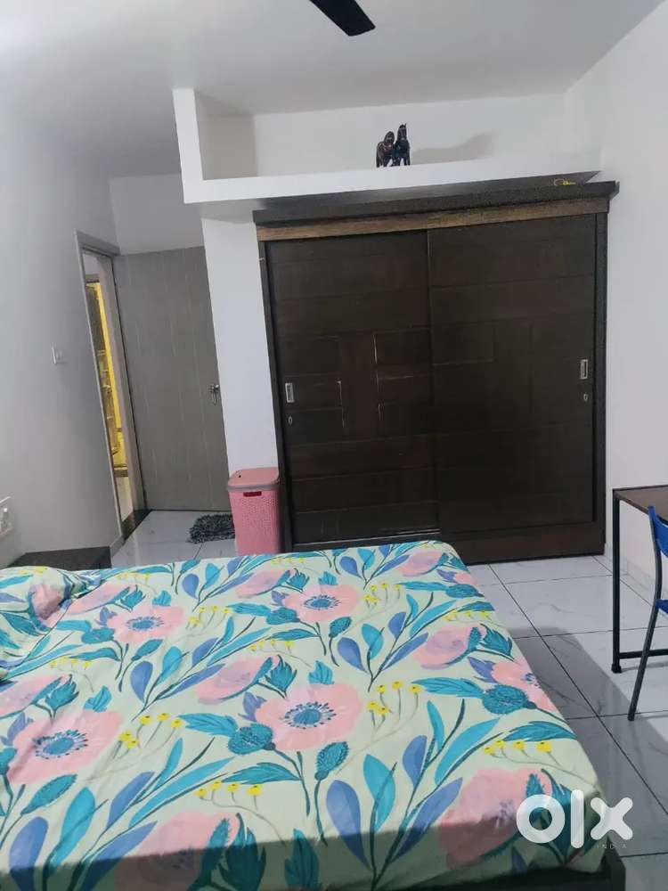 3 BHK fully furnished apartment for rent