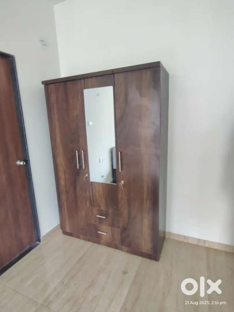 3 door wardrobe new factory