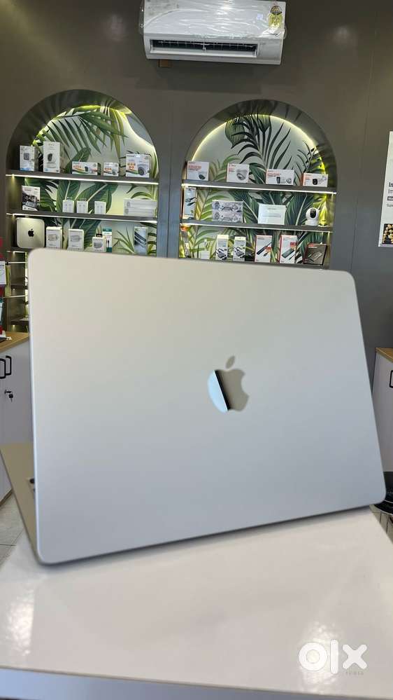MACBOOK AIR M3 A3113