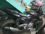 Bajaj palsar 180