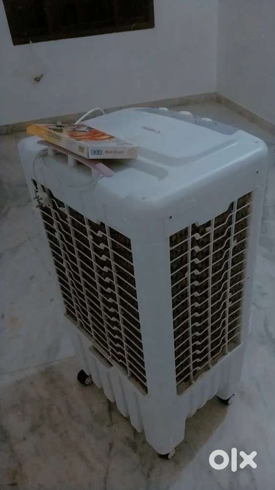 Cooler 65 ltr urgent sell