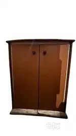 Spacious Wooden Wardrobe – Excellent Condition