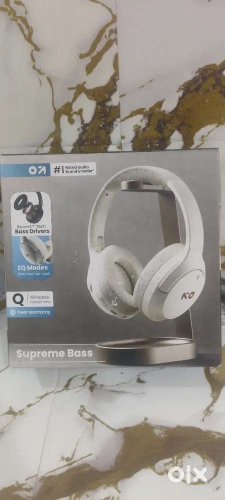 Sports headphones