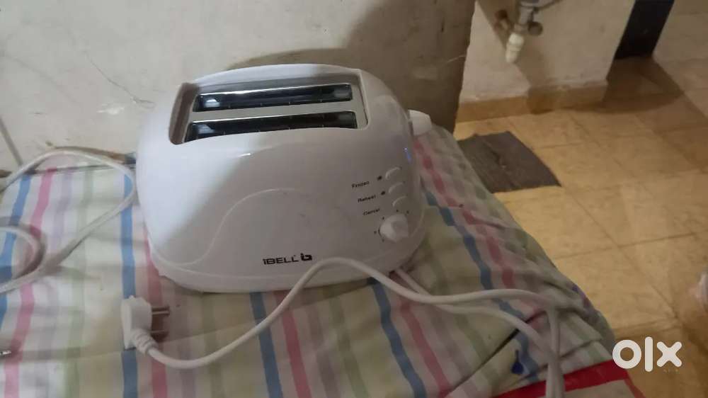 Ibell b bread toaster