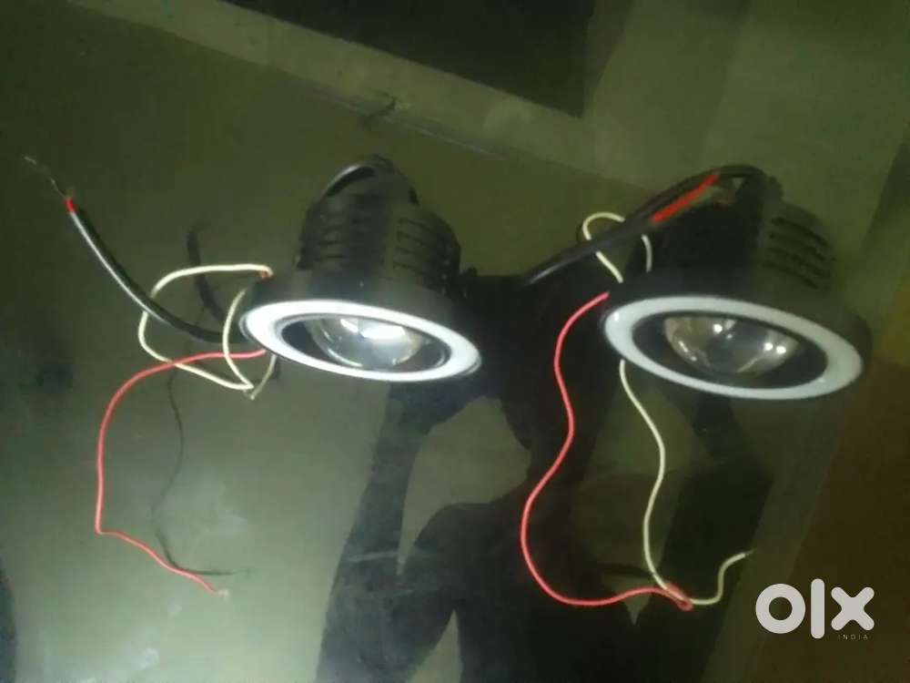 Car projector light. No use,