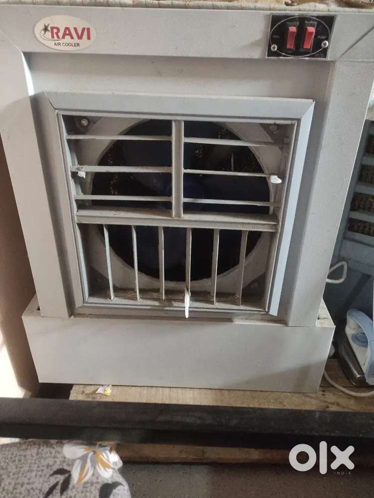 An small size cooler of metal