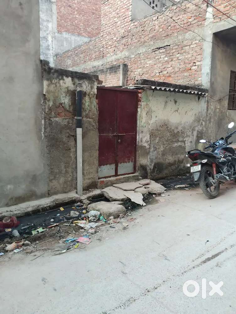 54 gaj plot 18 ft road