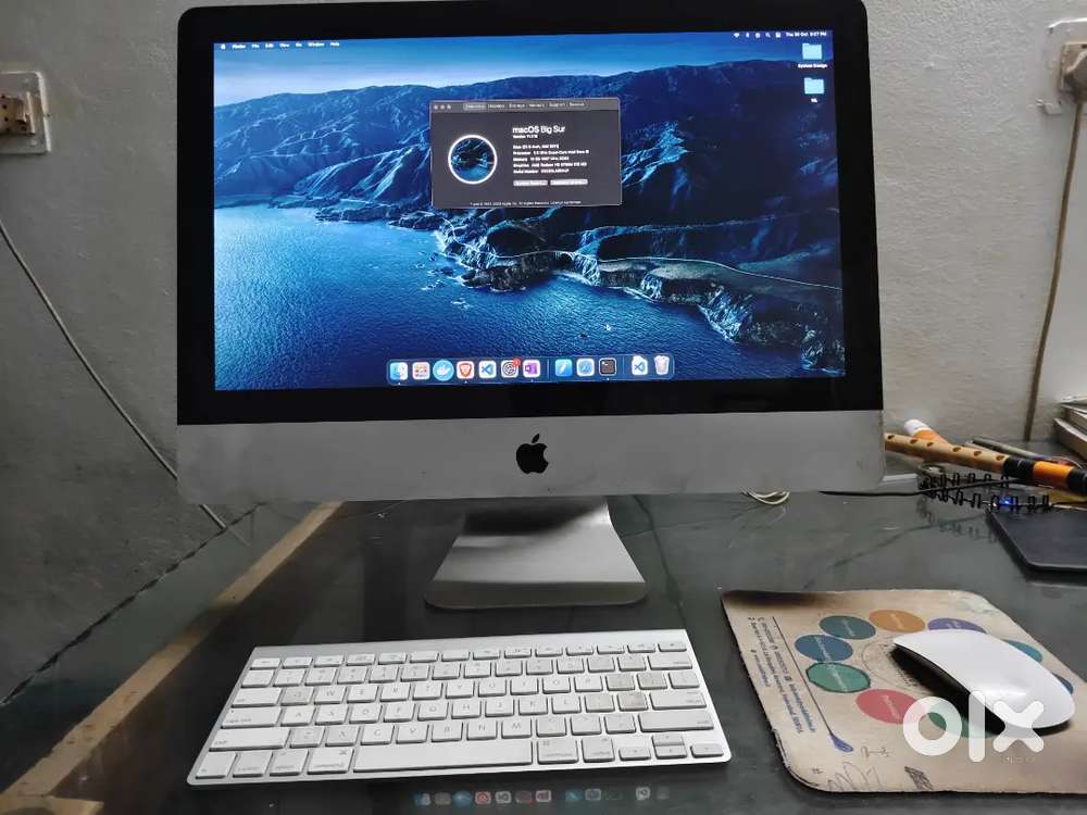 Imac 21.5 inch, Mid 2011 along with magic keyboard and mouse