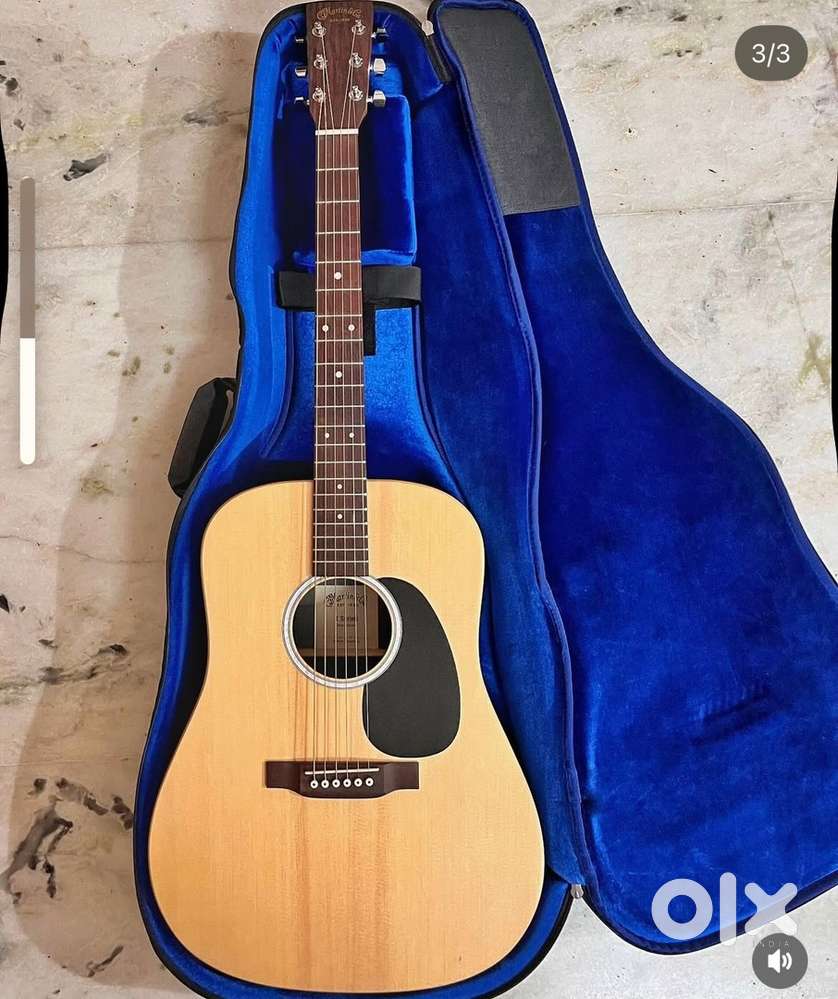 Selling Martin DX 2e