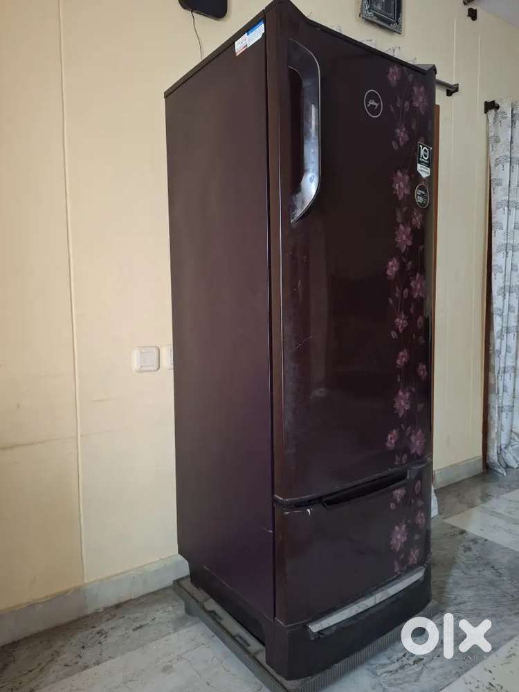 Refrigerator