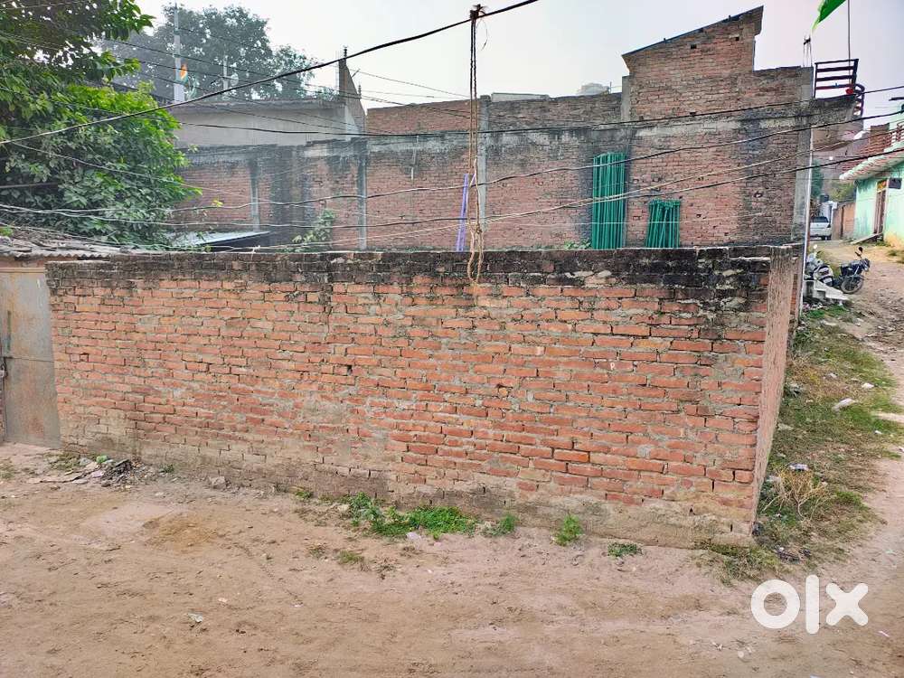 Resale plot in Jhalwa Allahabad
