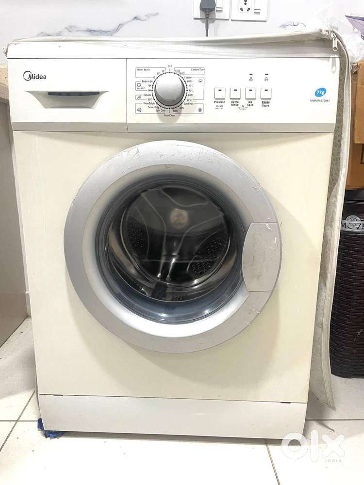 Midea 7 kg front load fully automatic washing machine