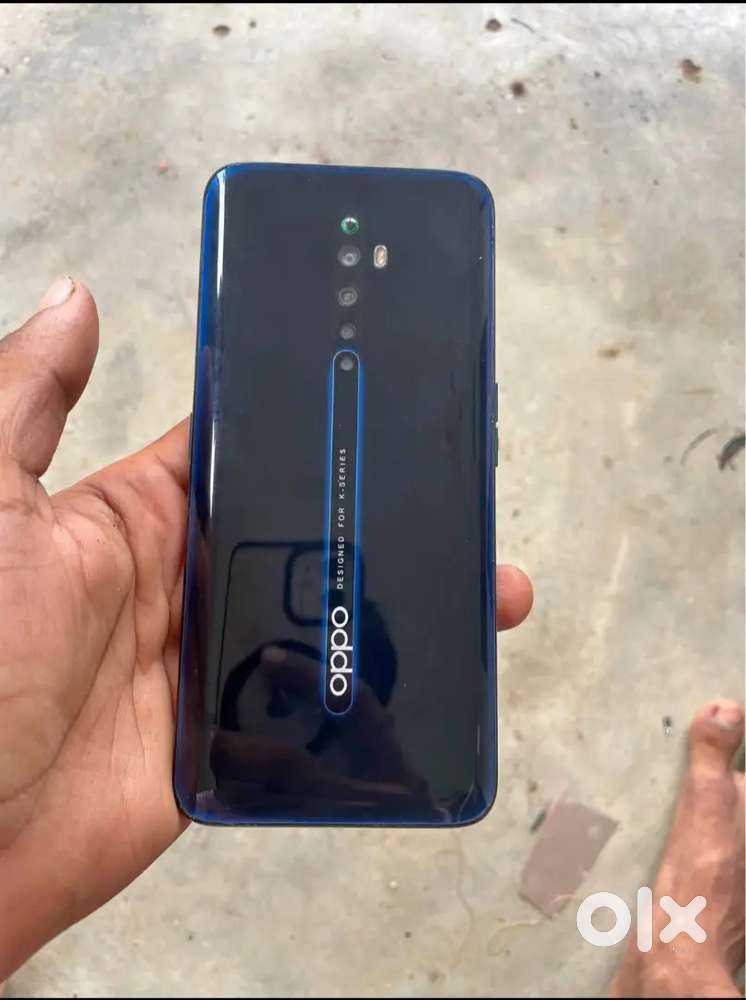 Oppo reno 2z storage 8/ 256