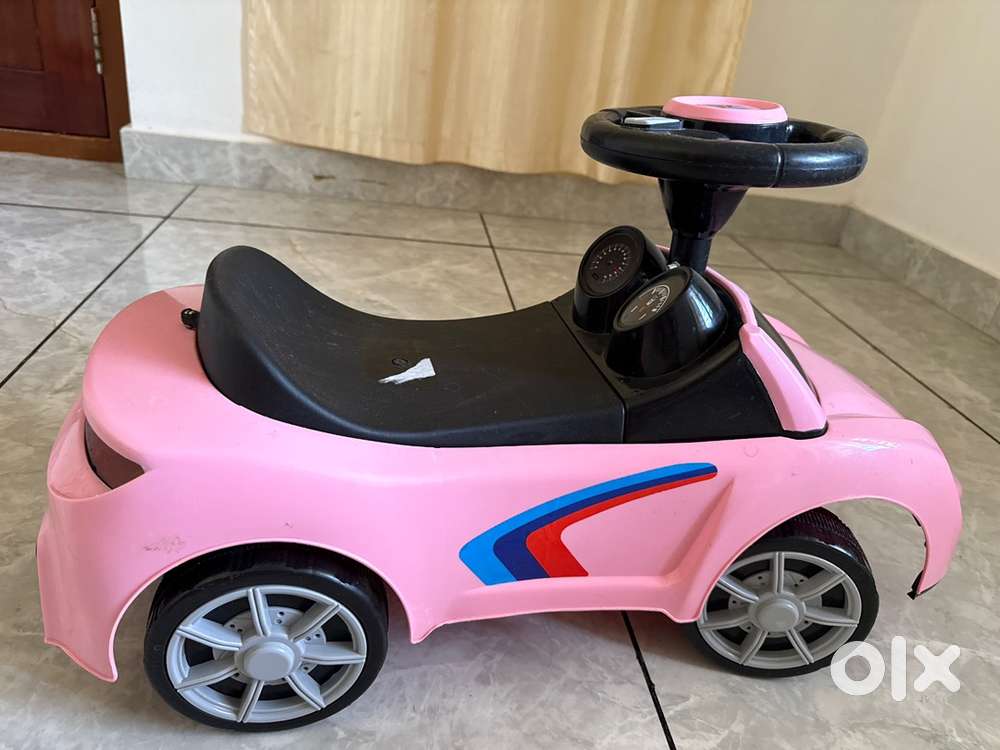 D t toy car