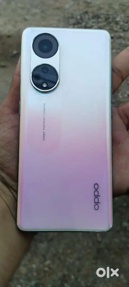 RENO 8T 5G.  8gb ram 128gb internal storage