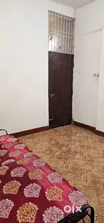1 ROOM WITH ATTACH BATHROOM AVAILABLE FOR BOYS STUDENT