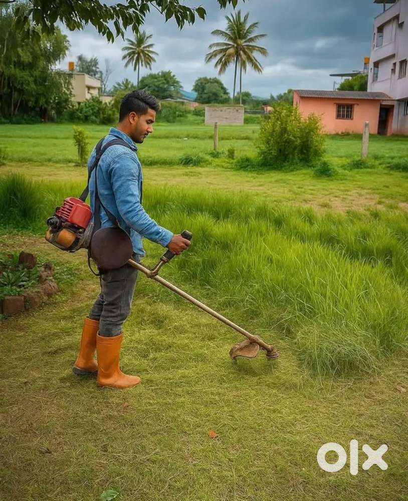 Kasaragod Using the mission to cut grass