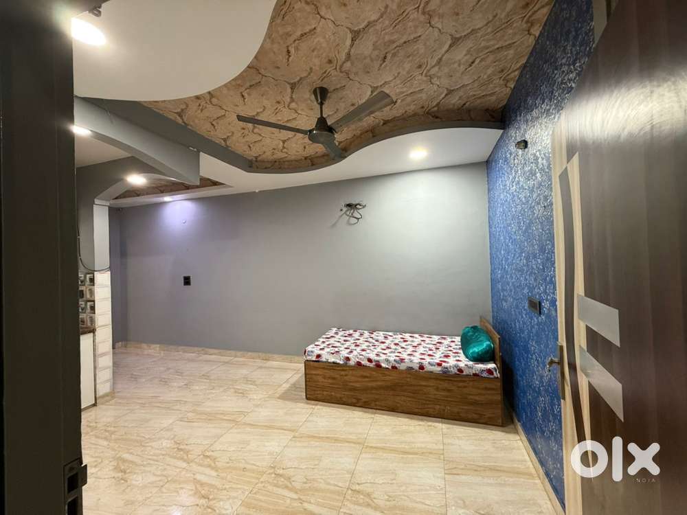 3 plus one flat in Laxminagar jagatRam pArk j-extenion N block