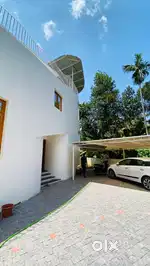TRIVANDRUM PONGUMOODU  9 CENT 3200 sq.ft  LUXURY HOUSE FOR SALE