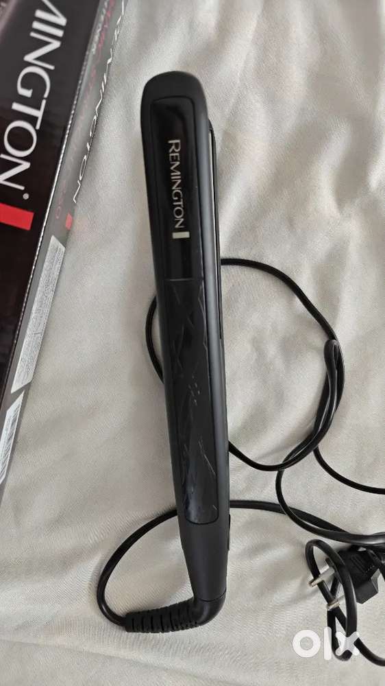 Hair straightener