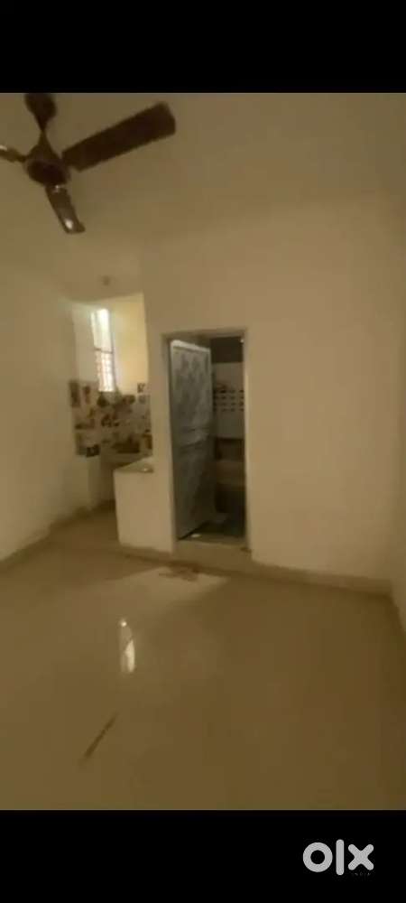 1 room kitchen bathroom flat is for rent in kokar