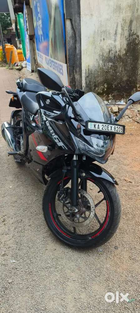 Suzuki Gixxer SF