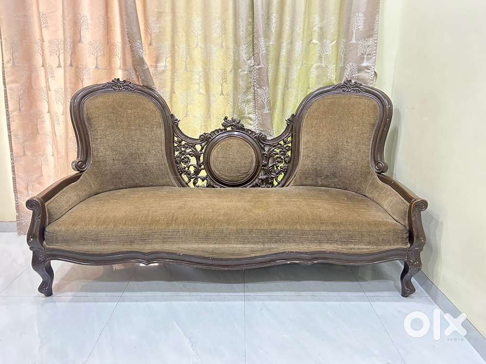 Antique Wooden carving sofa in good condition