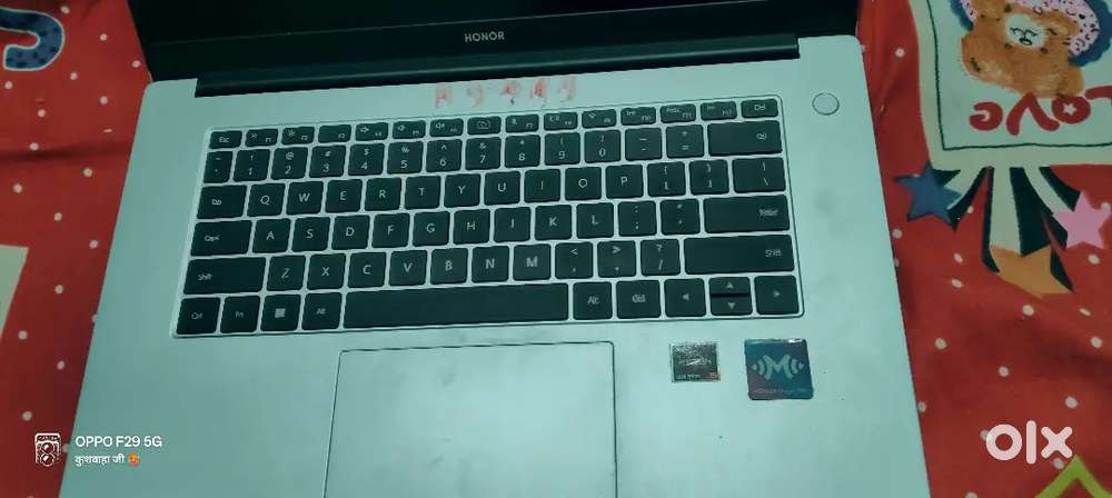 HONOR MAGIC BOOK AMD RYZEN 5