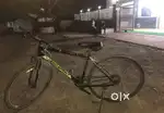 Slim tyre cycle