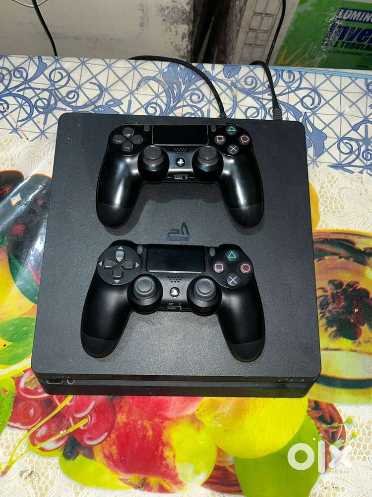 PlayStation 4 Slim