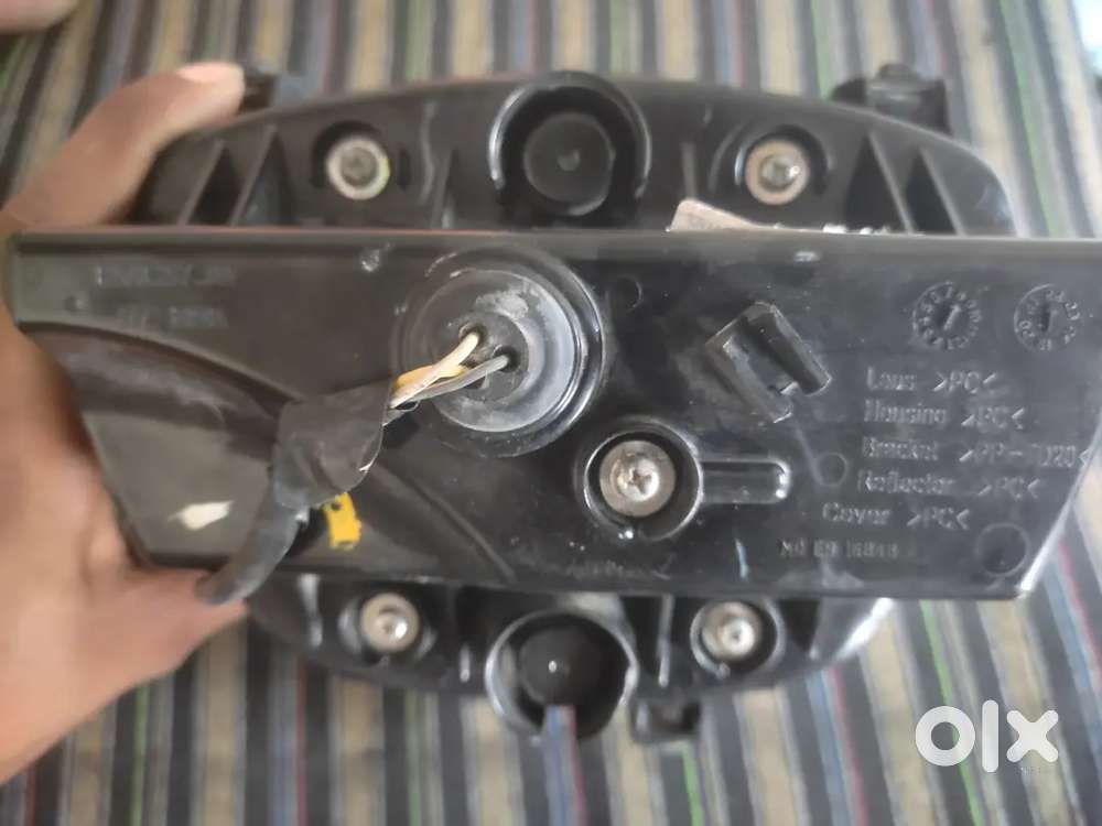 Access 125 hadlight