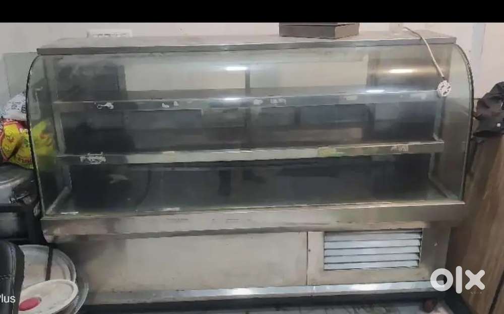 Display counter fridge