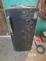 हमको नया फ्रिज लेना है