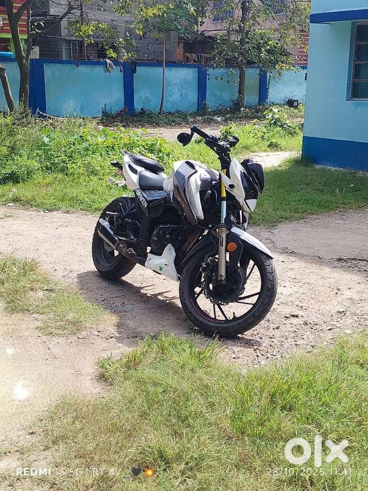 Rtr 4v good condition modified